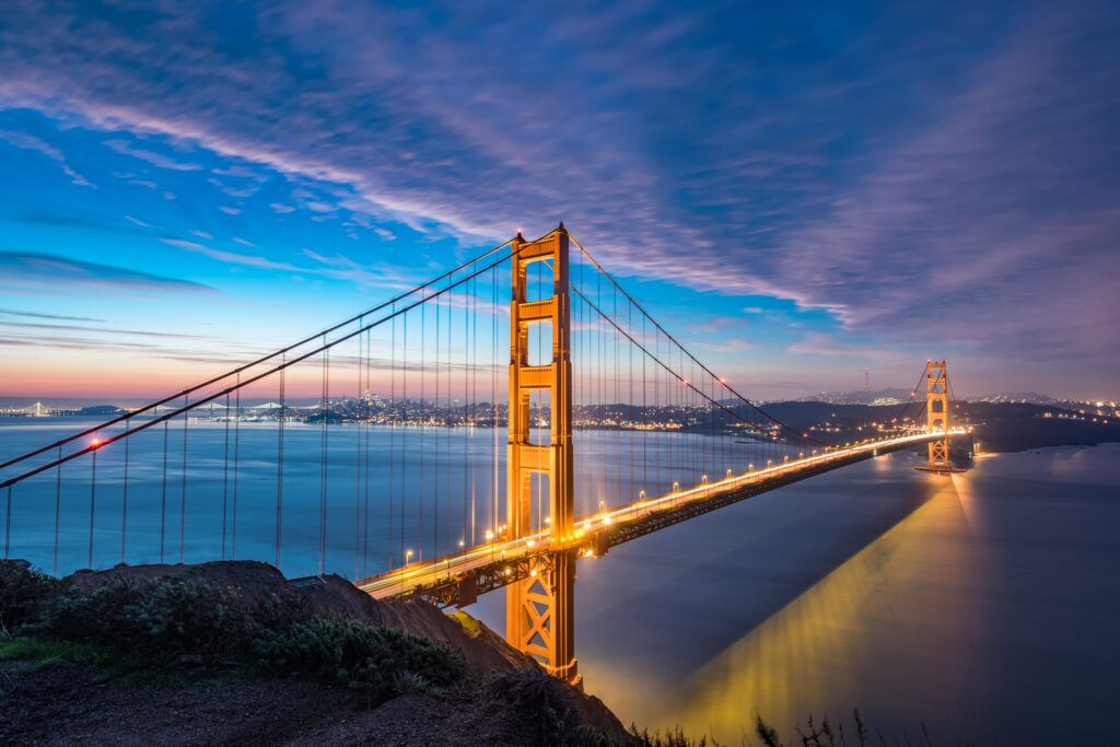 Stunning Golden Gate Bridge Wallpaper: San Francisco Dawn Views