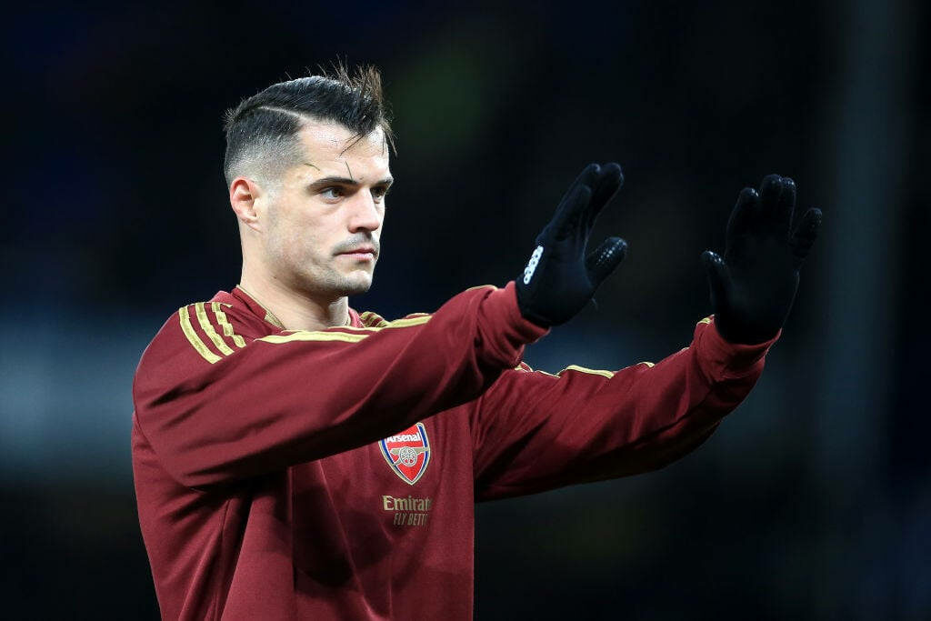 Granit Xhaka Stop Hand Sign Wallpaper in Arsenal Training Kit