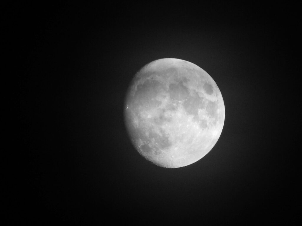 Serene Lunar Elegance: Captivating Gray Moon in the Night Sky- Minimalist Dark Aesthetic Background Wallpaper