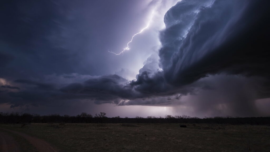 Stunning Wallpaper of Dramatic Skyline with Bold Lightning Background