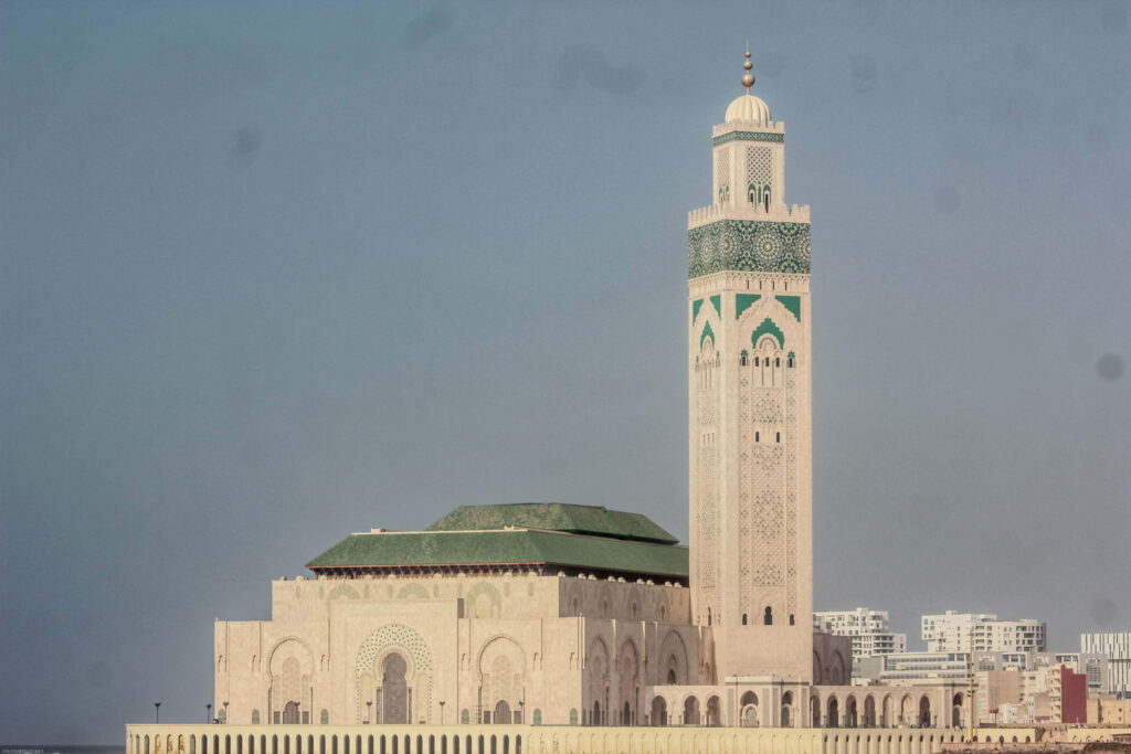Stunning Hassan II Mosque Wallpaper: Intricate Architecture Background