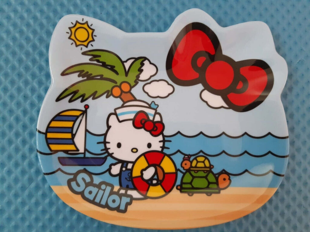 Hello Kitty Sailor Wallpaper: Tropical Beach Fun & Vibrant Colors