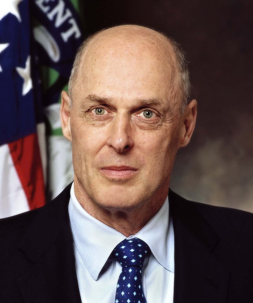 Official portrait of Henry M Paulson former US Secretary of the Treasury in formal suit Wallpaper