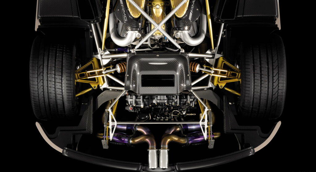 Unleashing the Beast: A Captivating HD Wallpaper of the Pagani Huayra's Ferocious Engine