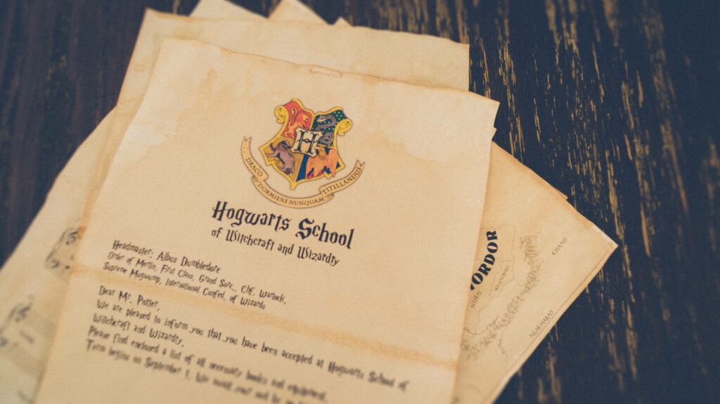 Hogwarts Acceptance Letter Wallpaper - Magical Harry Potter Background