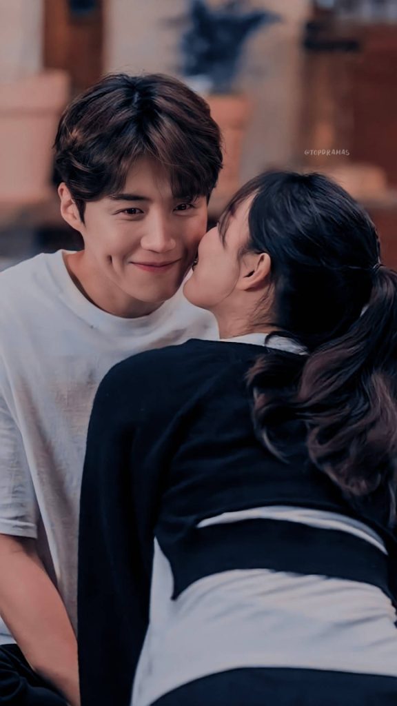 Kim Seon-ho and Shin Min-a share a warm smile in Hometown Cha Cha Cha Kdrama wallpaper