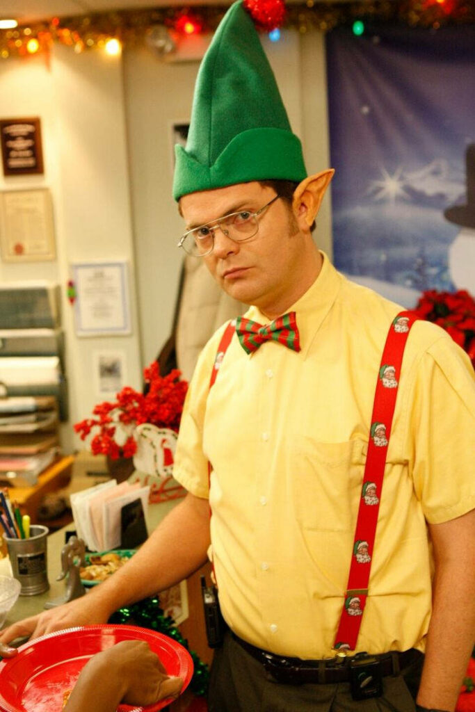 Festive iPhone Wallpaper: Dwight as an Elf - Quirky Office Fun