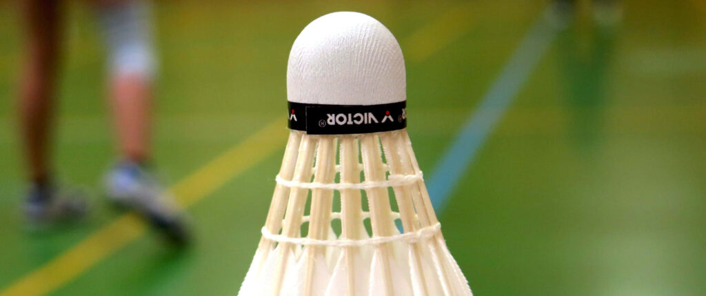 Badminton Shuttlecock Blur Background Wallpaper