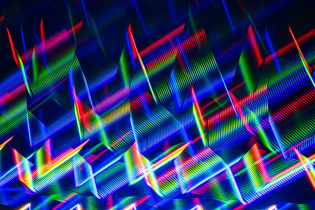 Intersecting Shapes: A Bright and Abstract Exploration of Transparency in HD Wallpaper Background