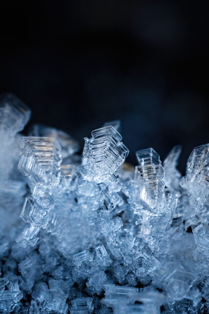 Mesmerizing Blue Ice Crystals: Stunning Winter Wallpaper Background