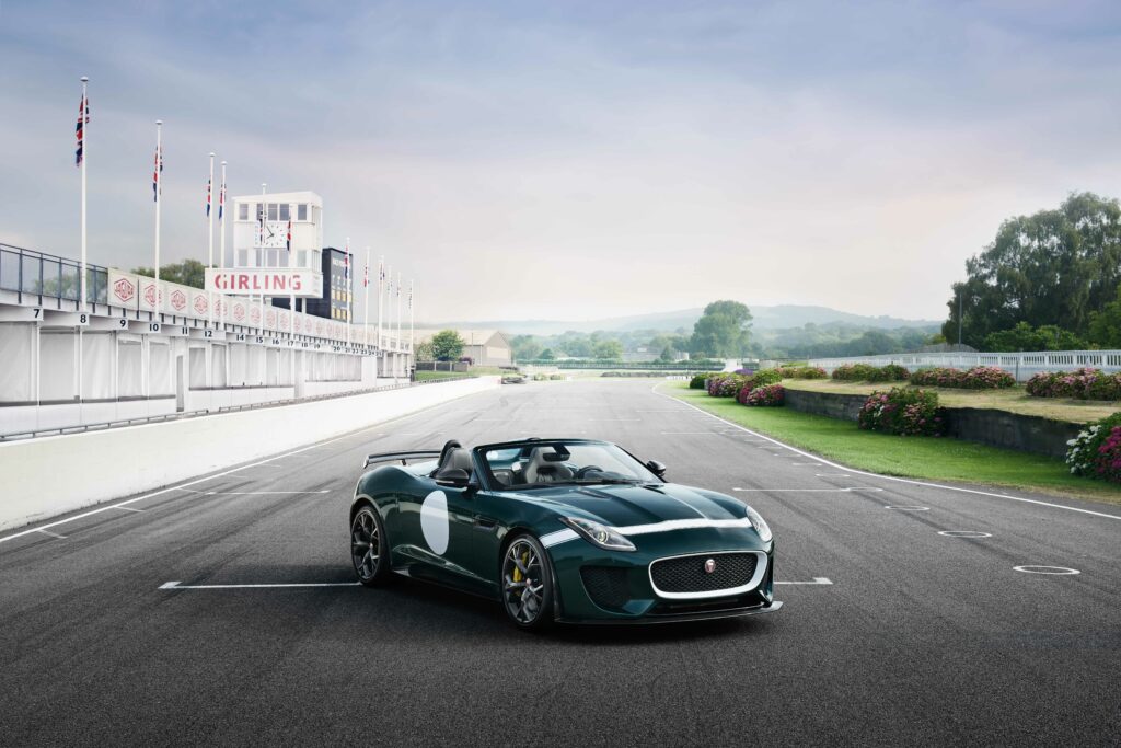 Jaguar F-Type Project 7 Wallpaper: Speed & Luxury on the Racetrack