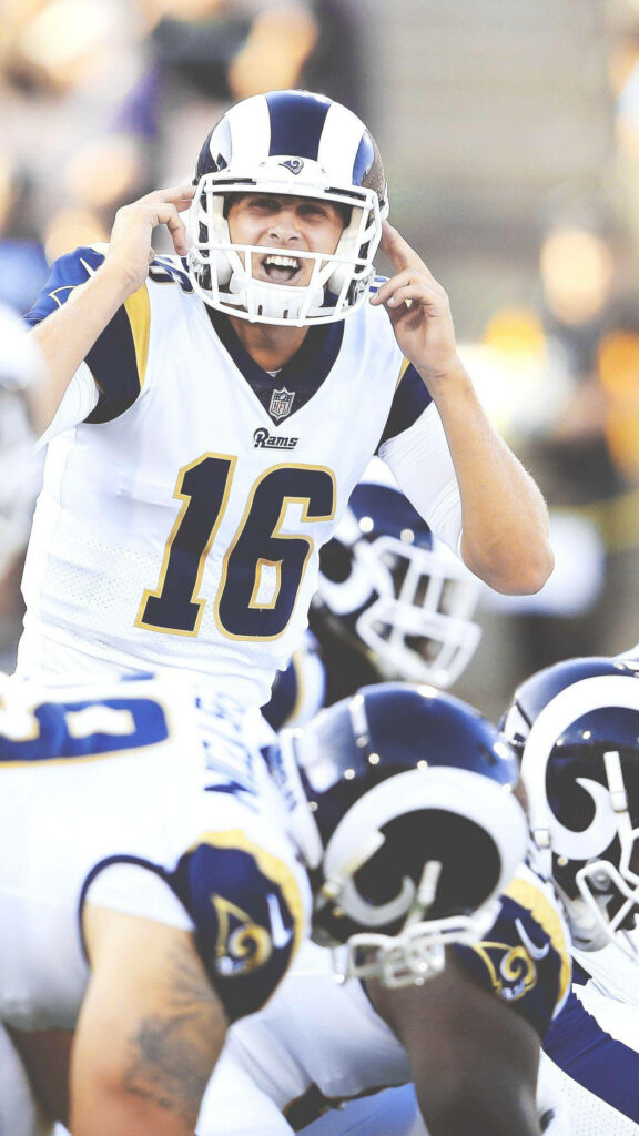 Dynamic Jared Goff Wallpaper: Rams Action on the Football Field