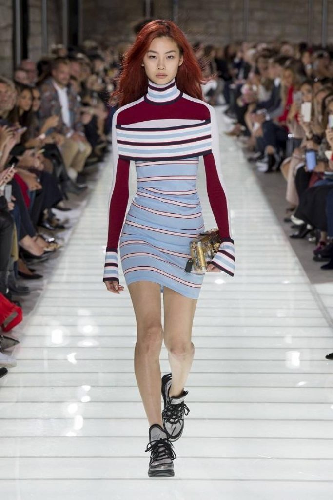 Jung Ho-yeon runway photo vibrant striped outfit confident stride stylish fashion wallpaper background