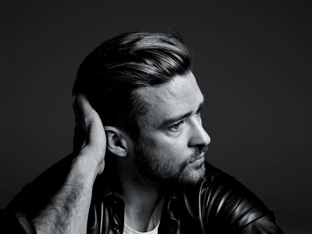 Justin Timberlake Monochrome Portrait: Stylish Leather Jacket Wallpaper