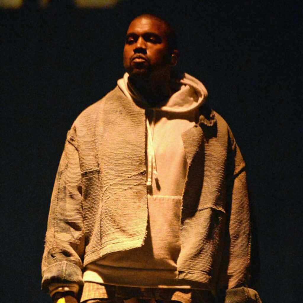 Iconic Kanye West Saint Pablo Era Wallpaper Background