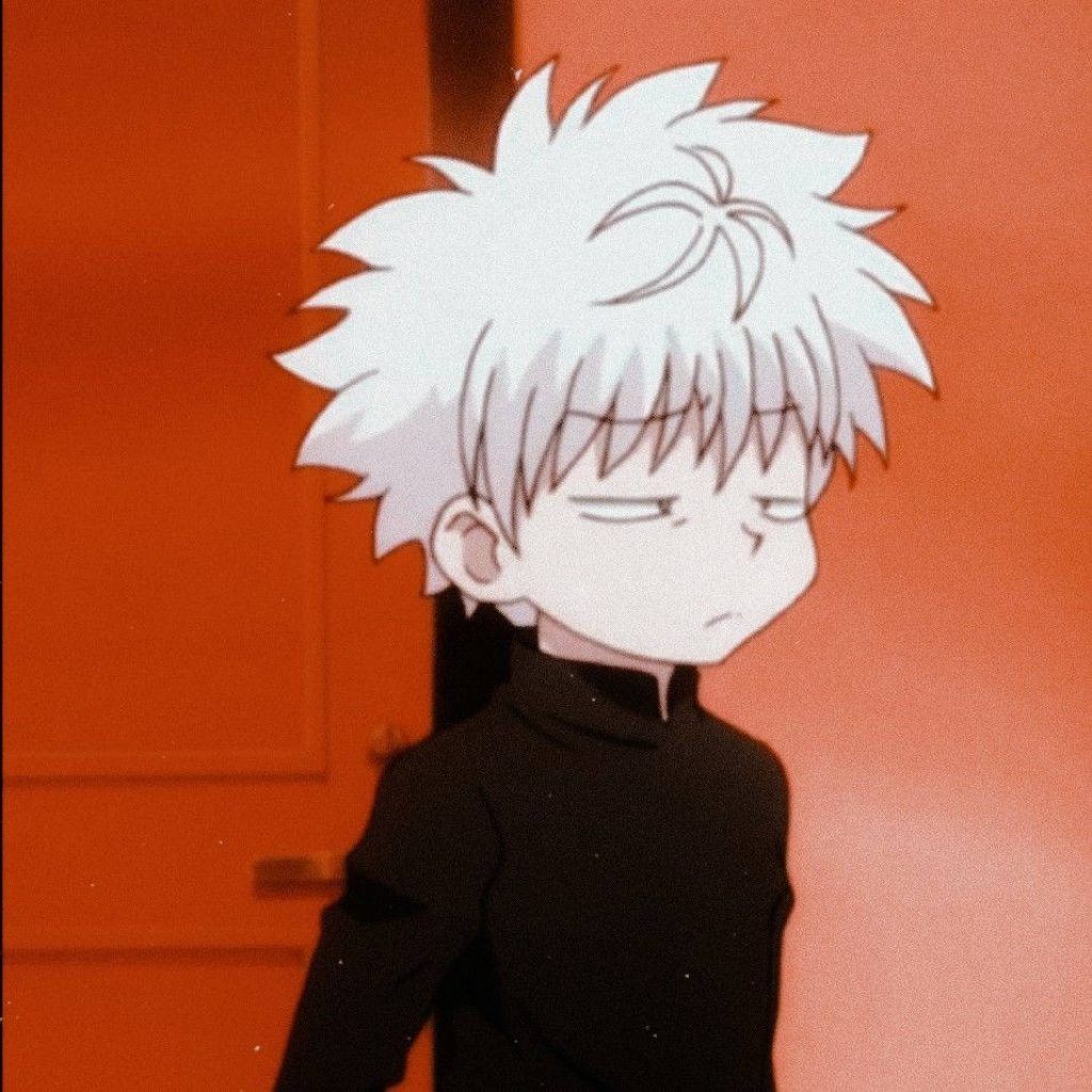 Killua Zoldyck Hunter x Hunter funny squinting expression anime wallpaper with warm lighting