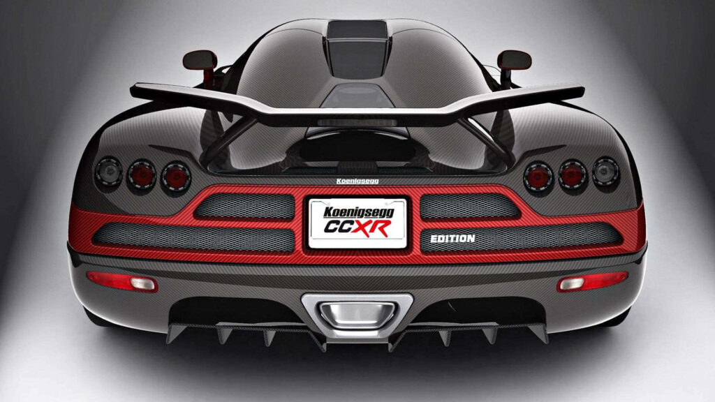 Rear view of Koenigsegg CCXR Edition with bold carbon fiber and aerodynamic design wallpaper