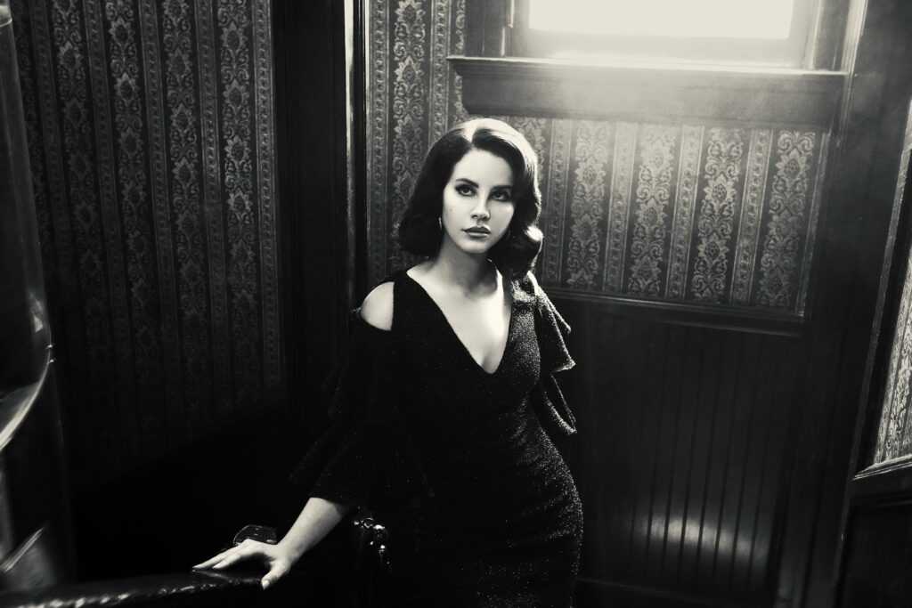 Captivating Melody: Lana Del Rey's Timeless Elegance in Monochrome HD Wallpaper