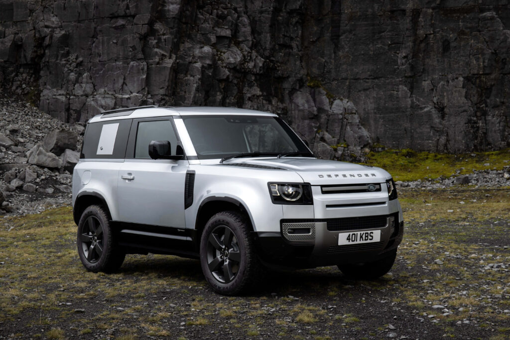 Land Rover Defender Wallpaper: Rugged Elegance in Nature's Wild
