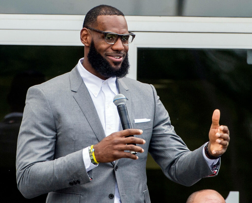 LeBron James Wallpaper: Inspiring Speech in a Professional Setting