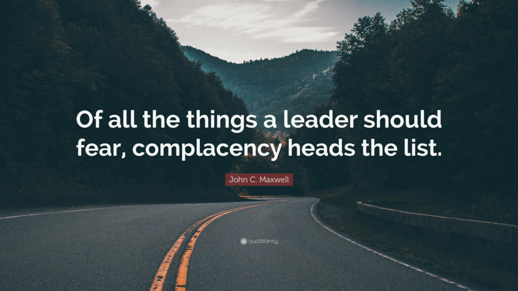 Motivational Wallpaper: John C. Maxwell Quote on Leadership Fear