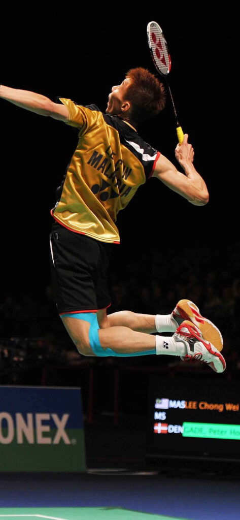 Lee Chong Wei: Dominating the Spotlight with His Powerful Jump Smash Wallpaper