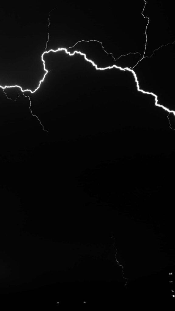 Lightning Storm Black and White Wallpaper: Dramatic Dark Sky Background