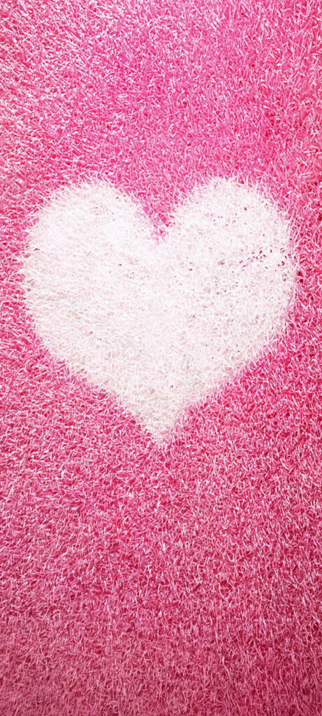 Pink Textured Bliss: Embrace Love with White Heart on Vivo Y20 Screen Wallpaper