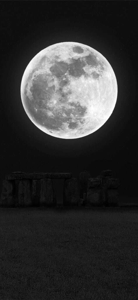 Luminous Full Moon Over Stonehenge - Stunning Night Sky Wallpaper