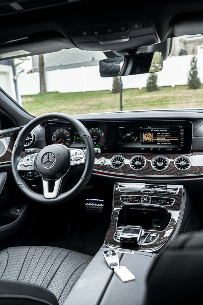 Luxurious Mercedes-Benz Interior Wallpaper with Sleek Design