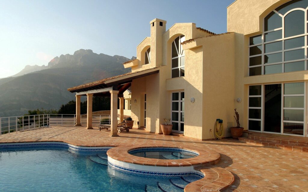 Luxurious Villa Wallpaper: Pool, Hot Tub, & Mountain Views