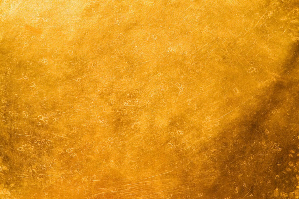 Luxurious Vintage Gold Wallpaper: Aged Texture & Warm Patterns