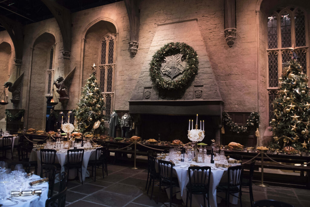 Magical Christmas Great Hall Wallpaper from Harry Potter Studio