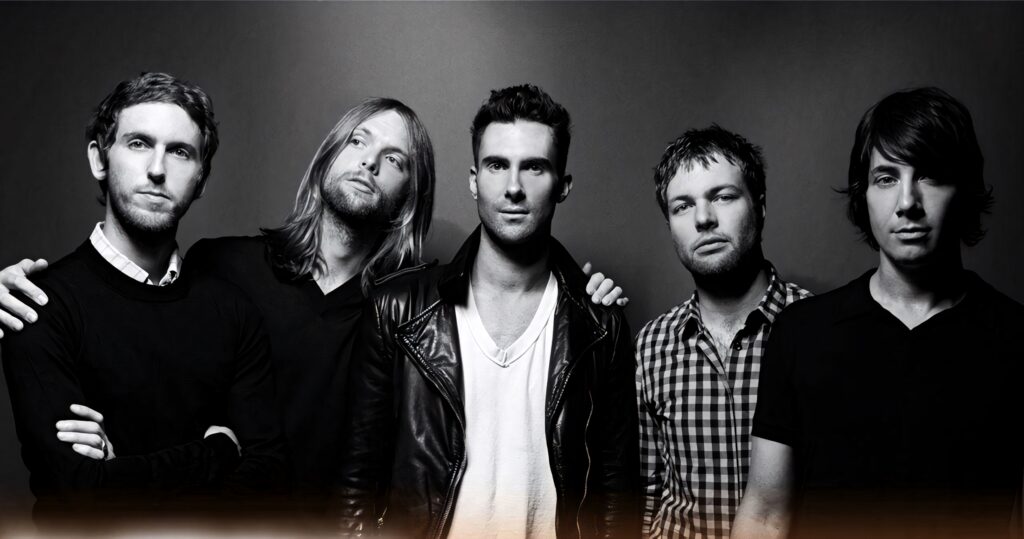 Monochrome Maroon 5 band group shot stylish confident pose dark background wallpaper