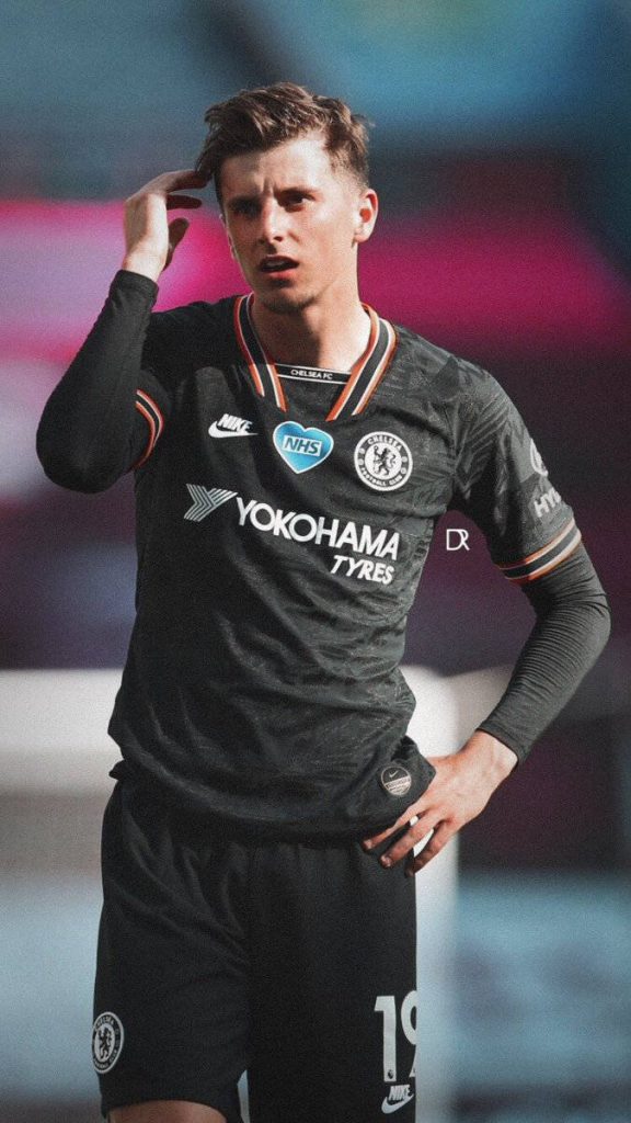 Chelsea FC Mason Mount 2019-2020 black away kit NHS patch intense midfield action wallpaper