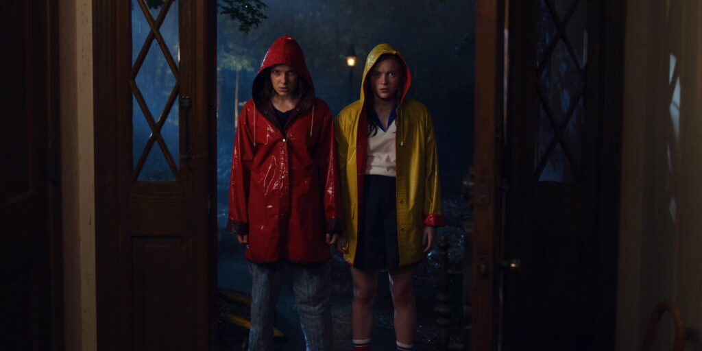 The Dynamic Duo: Max and Eleven Return in Stranger Things Season 3 Wallpaper