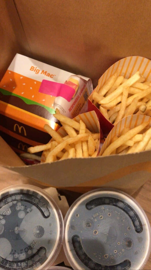 Scrumptious McDonald's Feast: Big Mac, Fries & Soda Wallpaper