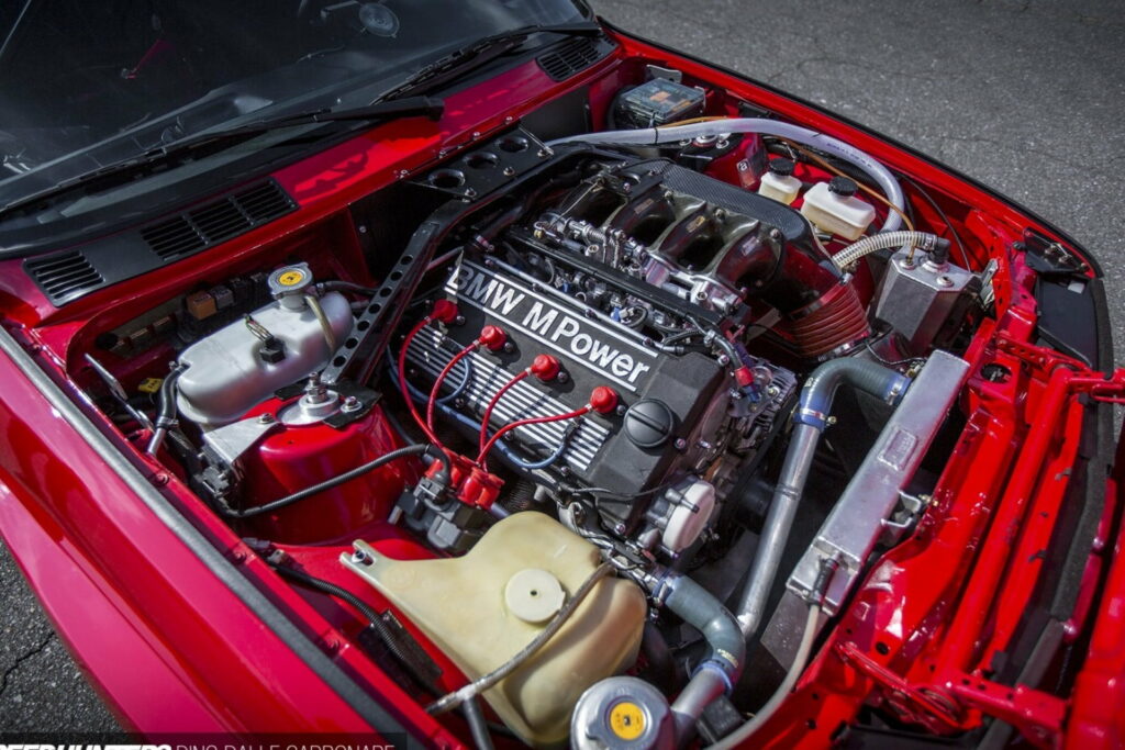 Mechanical Symphony: A Closer Look at the Auto Engine Bay Wallpaper