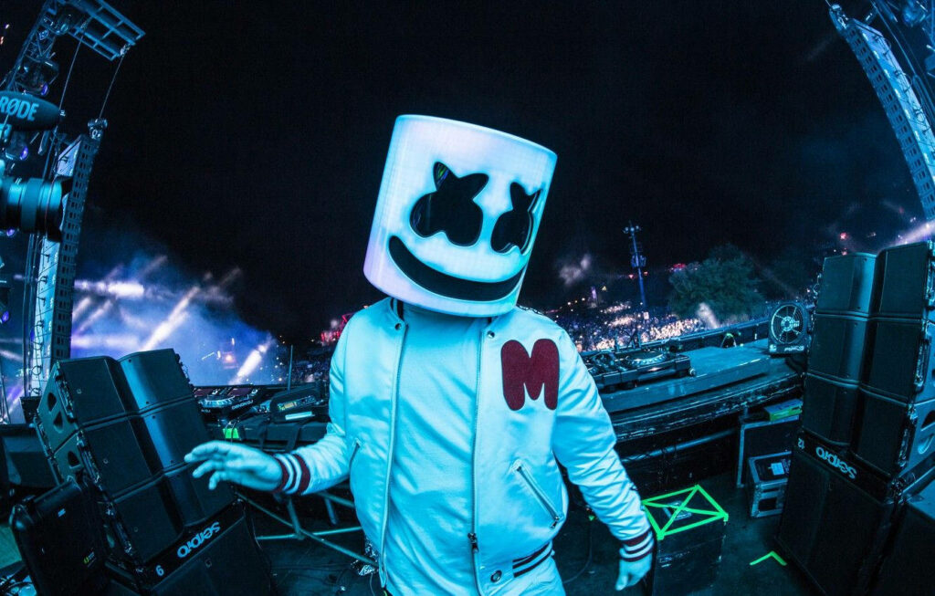 Mysterious Music Maestro: Marshmallow Dj's Electrifying On-Stage Extravaganza Wallpaper