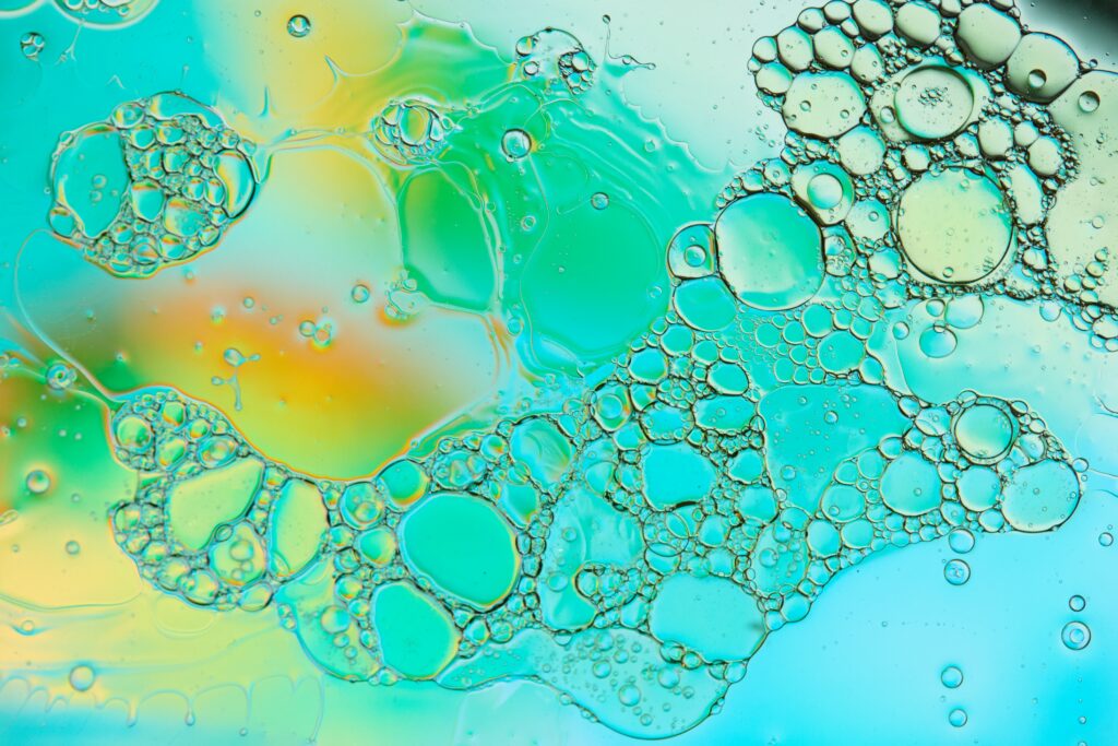Mesmerizing Abstract Bubble Wallpaper - Vibrant Colors in Liquid