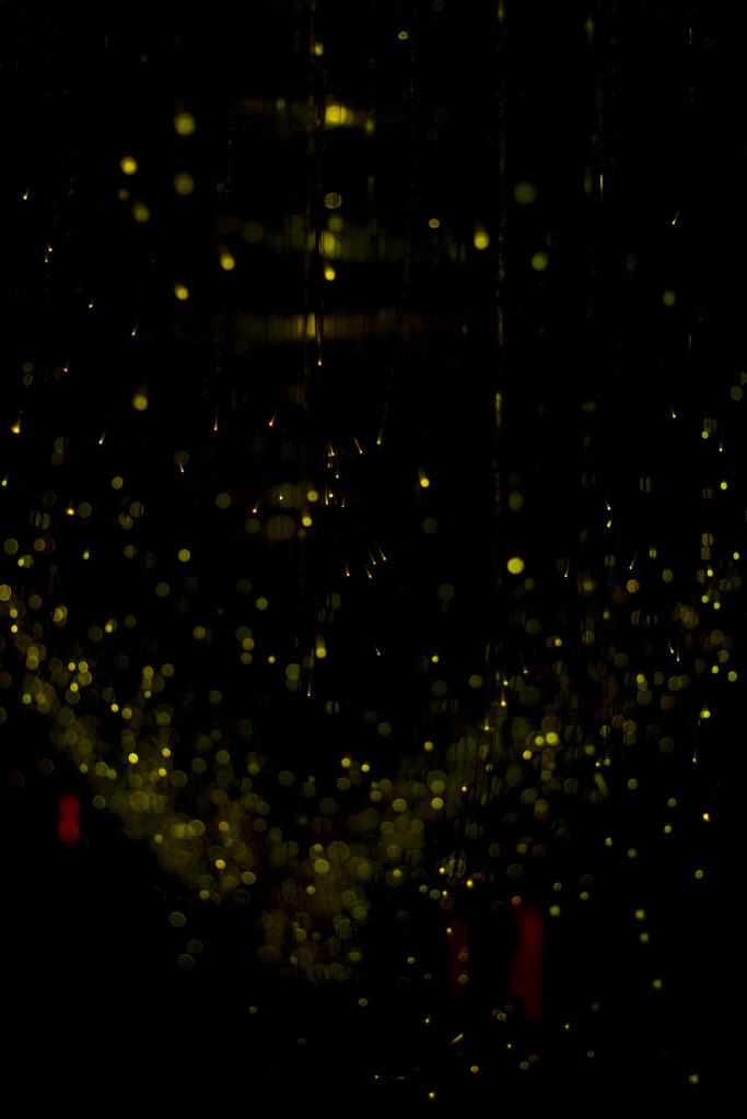 Mesmerizing Abstract Light Dots Wallpaper for Atmospheric Ambiance
