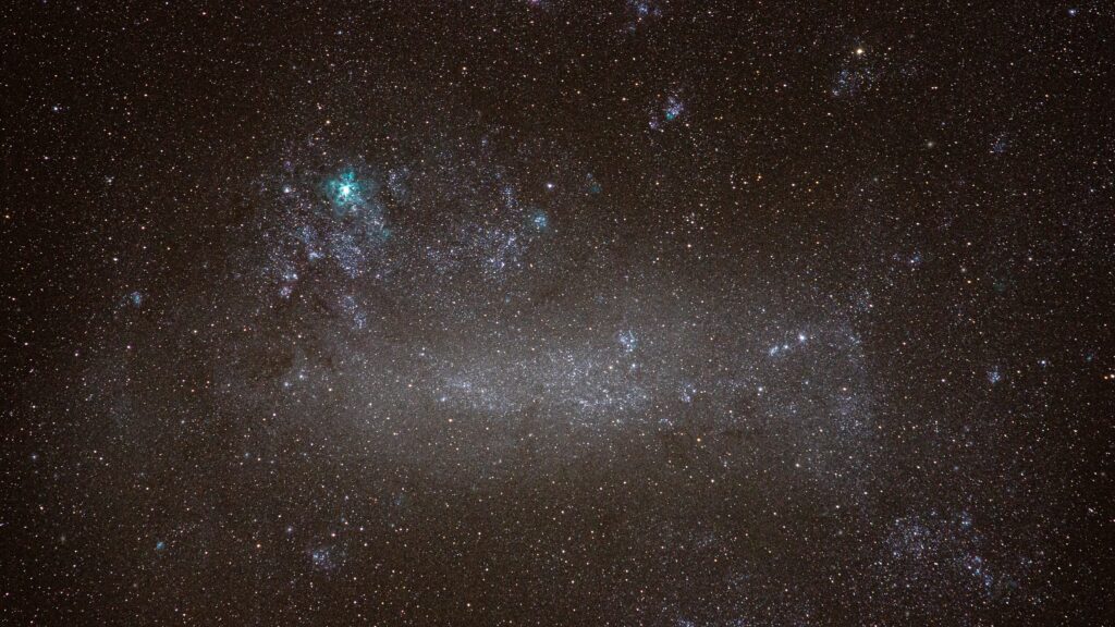 Cosmic Nebula Wallpaper: Stunning Stars in a Glowing Universe