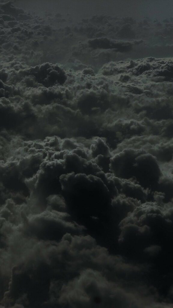 Mesmerizing Dark Cloud HD Wallpaper for Dramatic Backgrounds