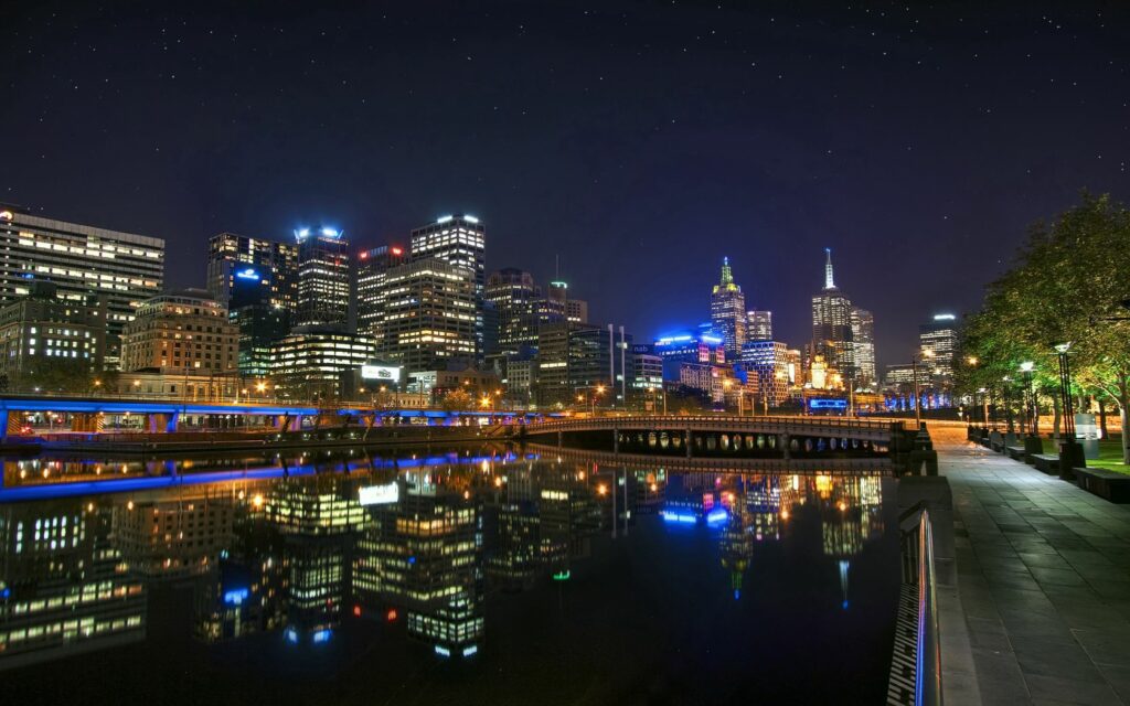 Melbourne Night View Wallpaper: Bridge & City Reflections
