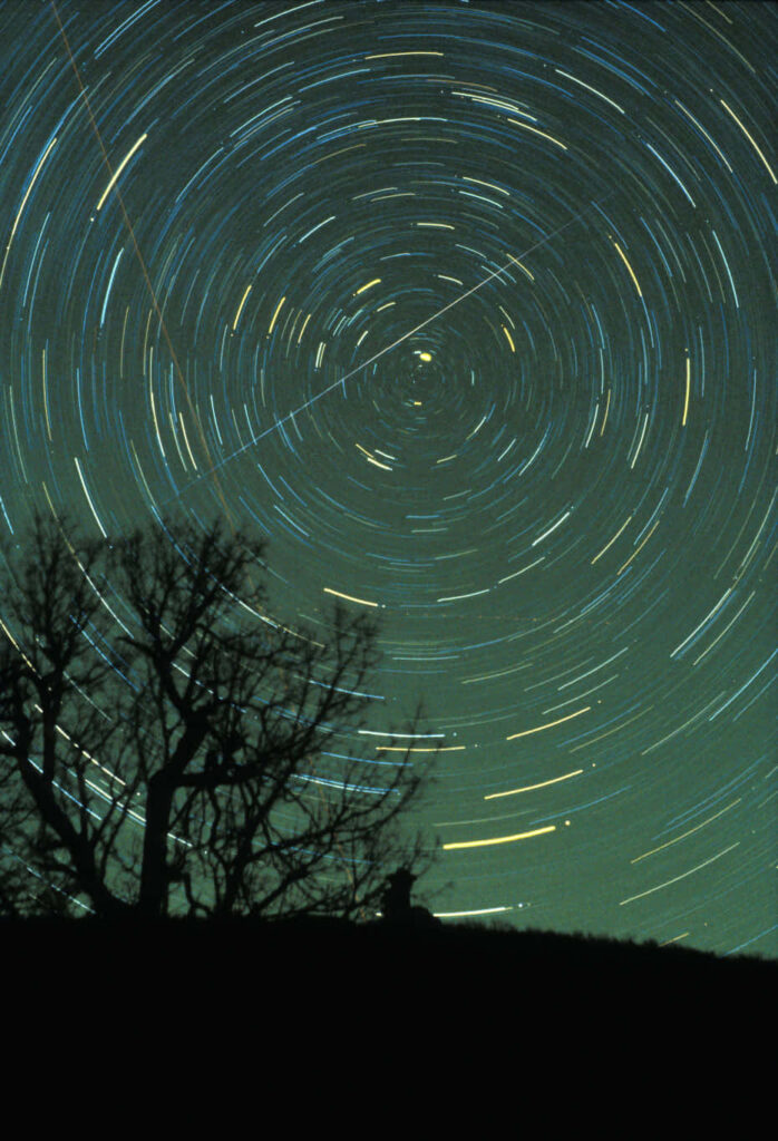 Stunning Meteor & Star Trails Wall Art: Night Sky Wallpaper