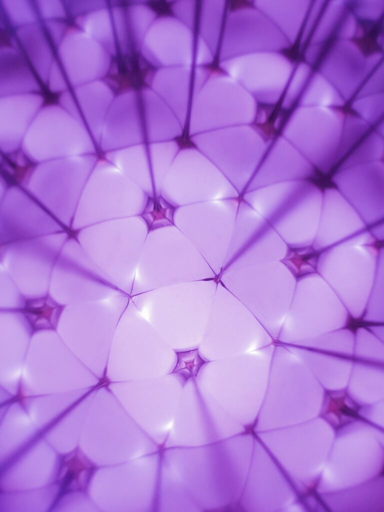 Mesmerizing Purple Hexagon Geometric Background Wallpaper