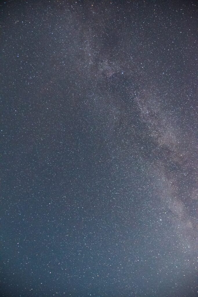 Stunning Universe Wallpaper: Starry Night Sky & Milky Way Beauty