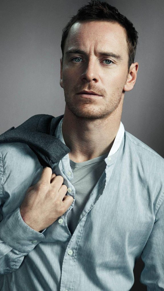 Michael Fassbender intense portrait high-resolution blue shirt jacket studio lighting wallpaper