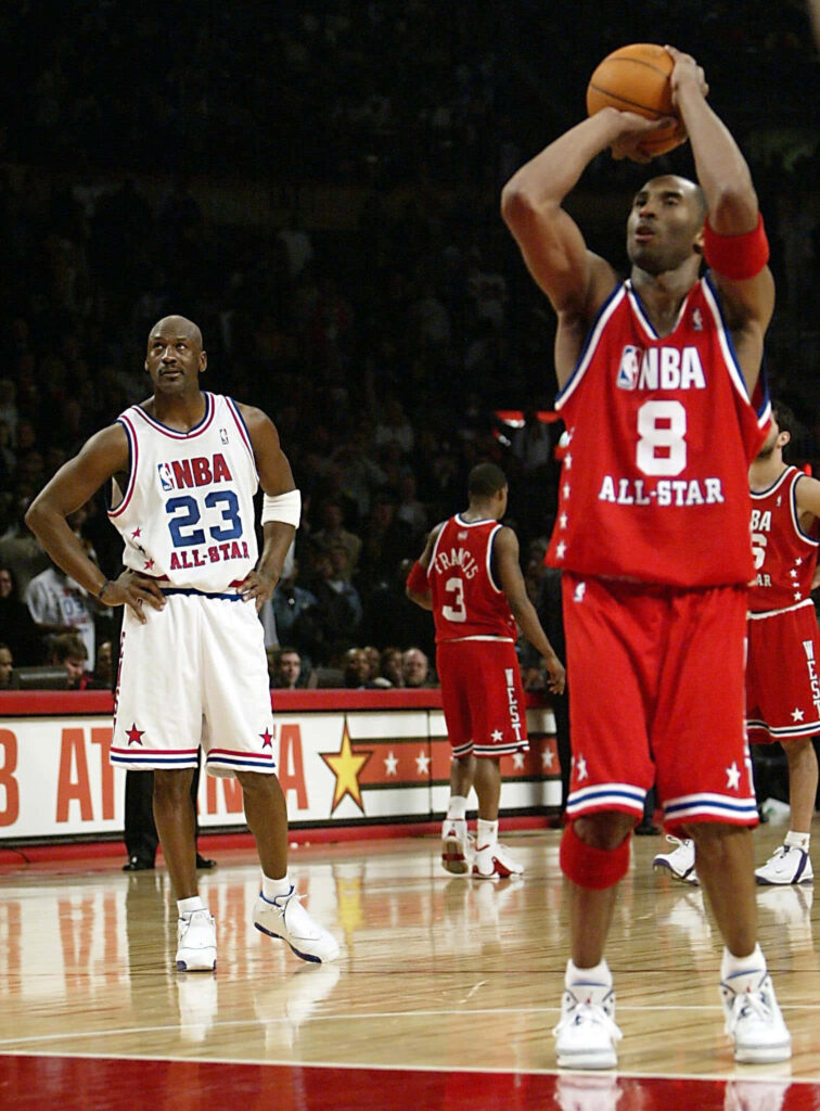 Michael Jordan Leaps Towards Basketball Immortality Wallpaper