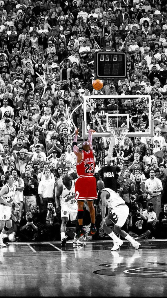 Effortless Brilliance: Michael Jordan in a Monochromatic Chicago Wallpaper
